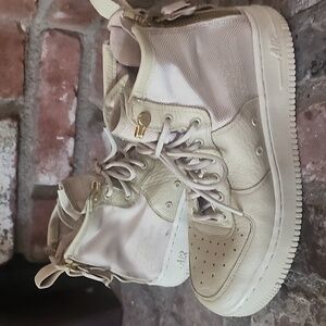 Nike SF Air Force 1 Mid Lightbone Special Field AF1 Sneakers